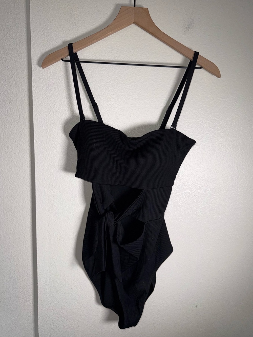 AERIE Shine Pique Ribbed Black Swim Top with Adjustable Straps full coverage L